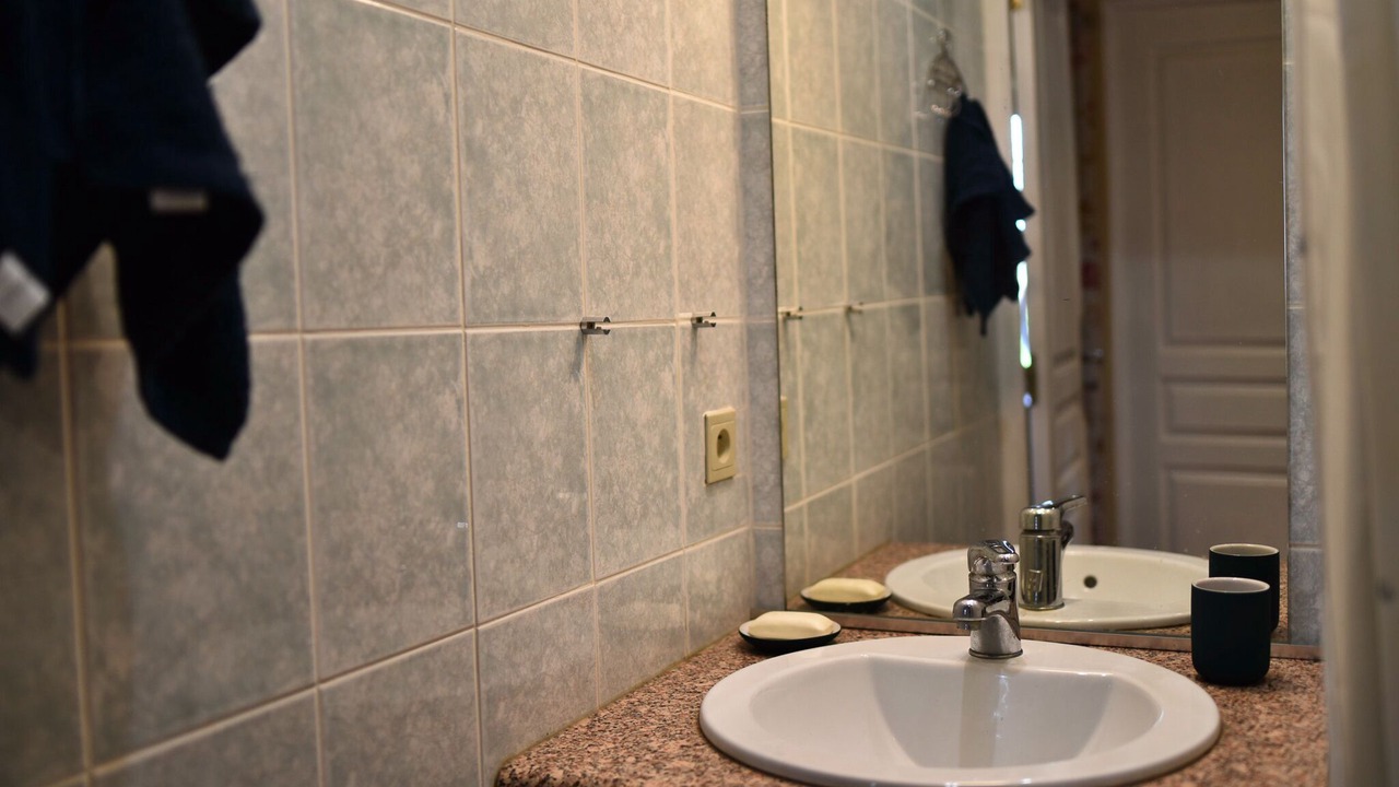 Photo of Bathroom in Deneze-sous-Doue
