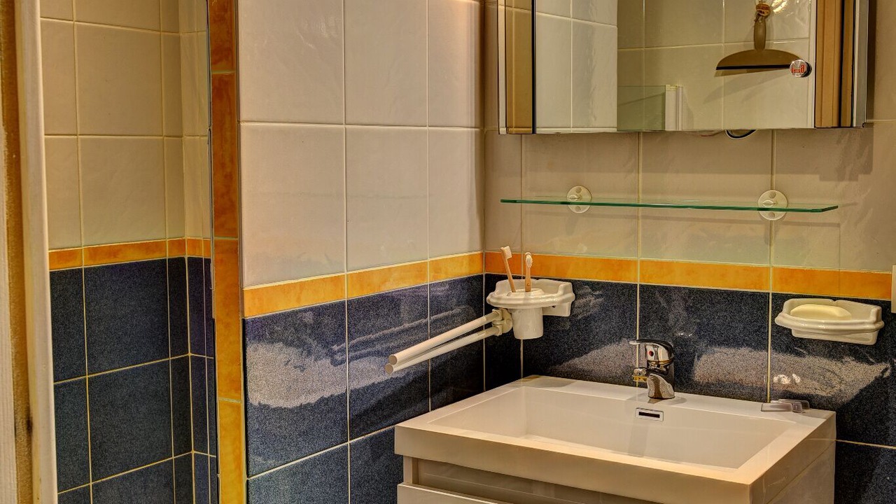 Photo of Bathroom in Deneze-sous-Doue