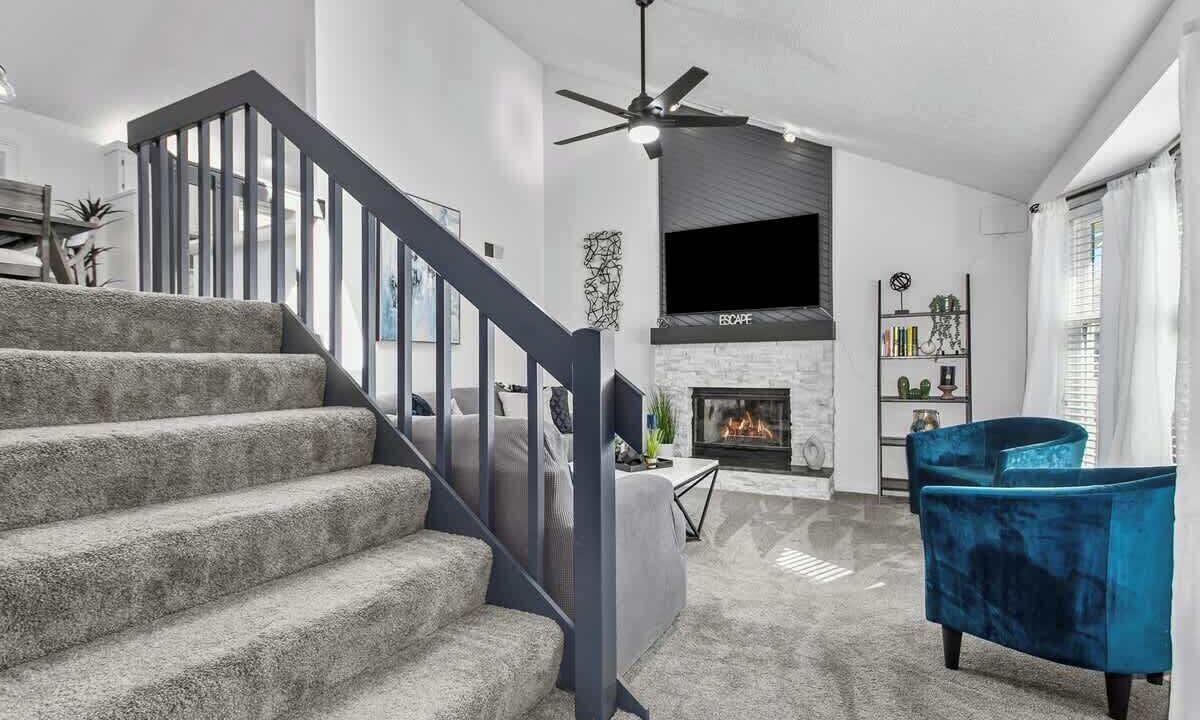 Photo of Livingroom in Olathe