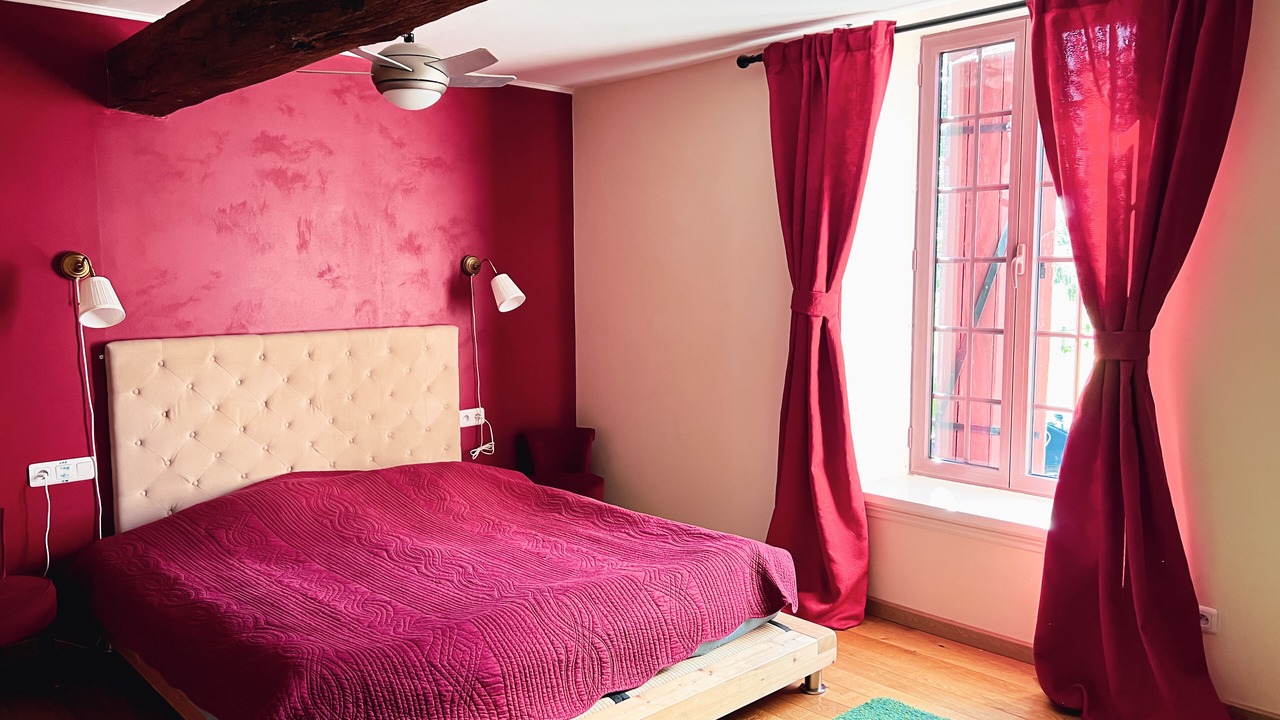 Photo of Bedroom in Salles-en-Toulon
