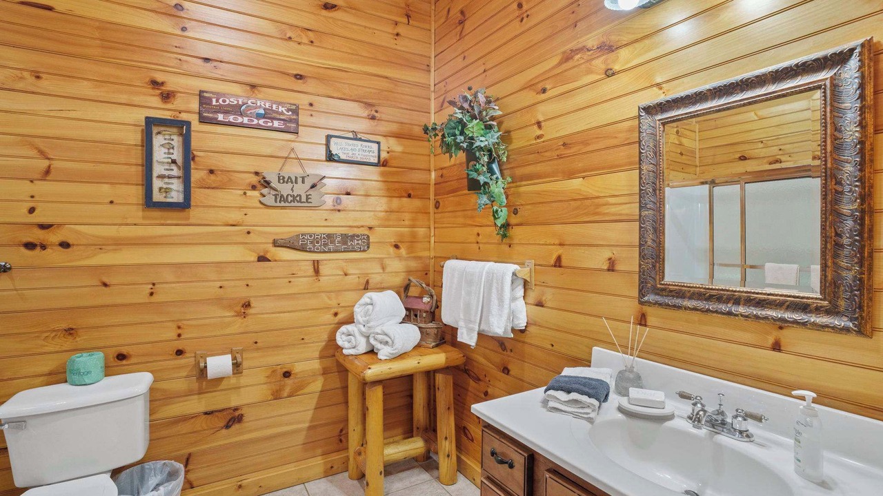 Photo of Bathroom in Hemlock Hills