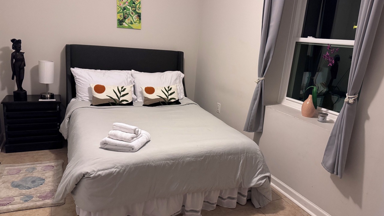 Photo of Others in Columbia