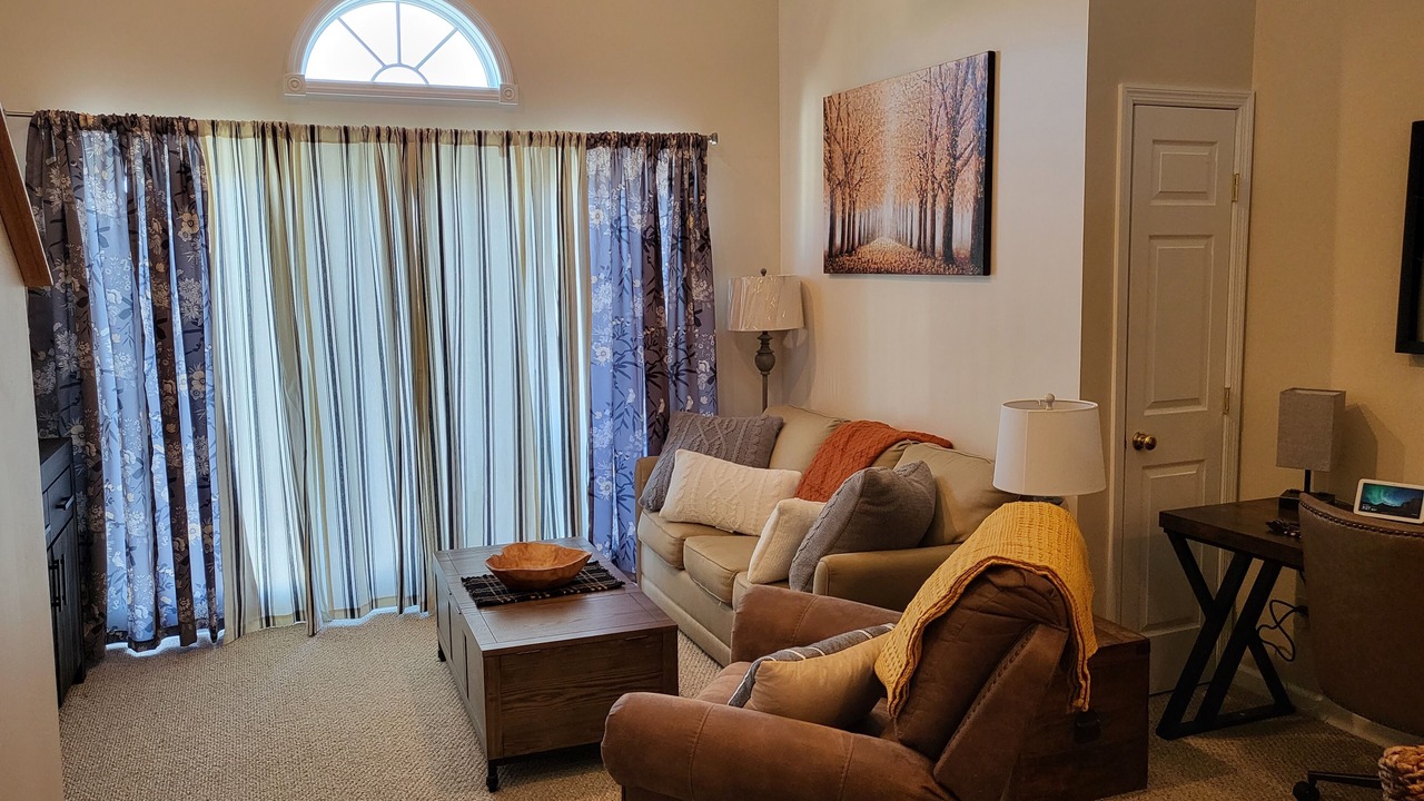 Photo of Livingroom in Alexandria Bay