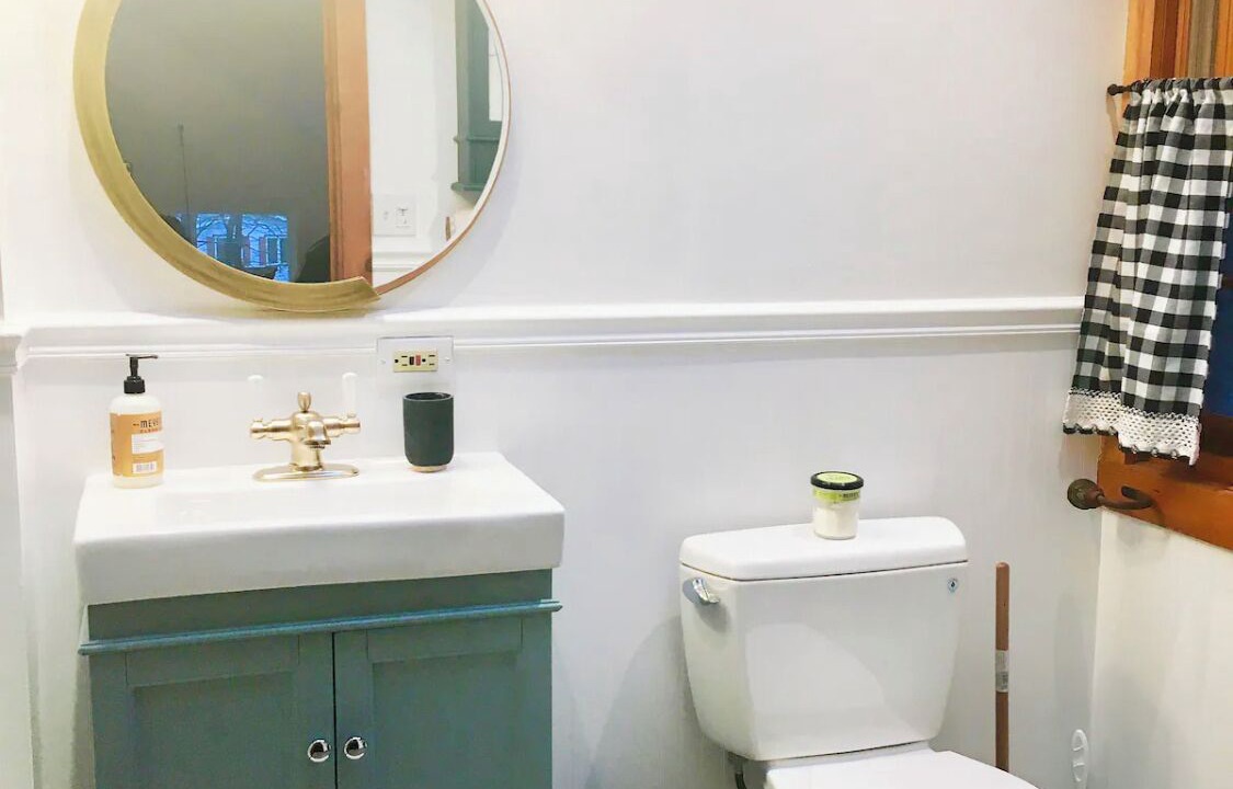 Photo of Bathroom in Shady