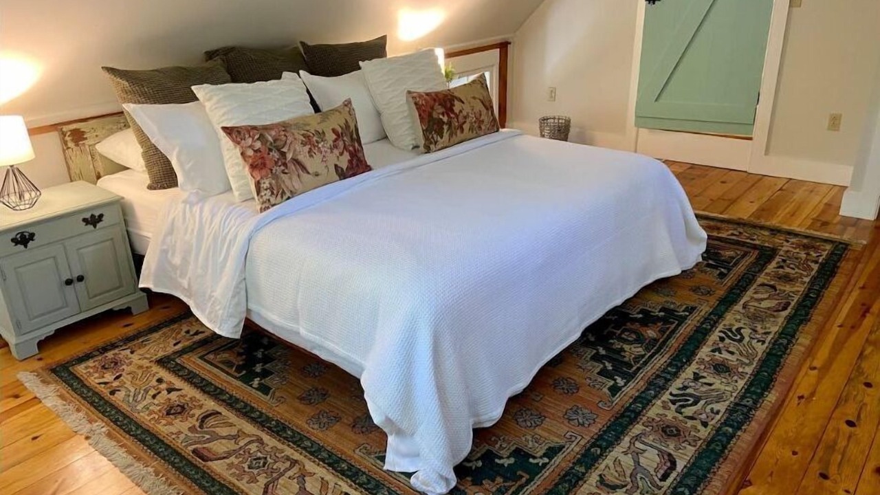 Photo of Bedroom in Warren