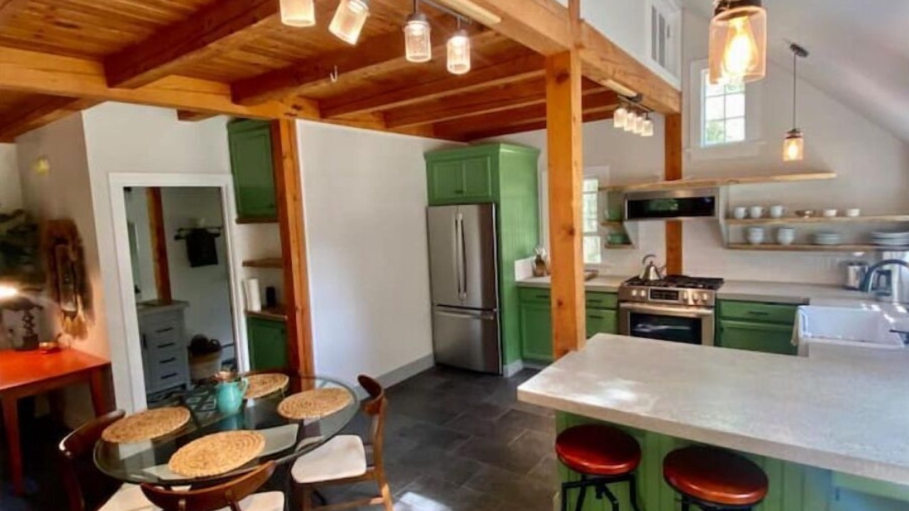 Photo of Kitchen in Warren