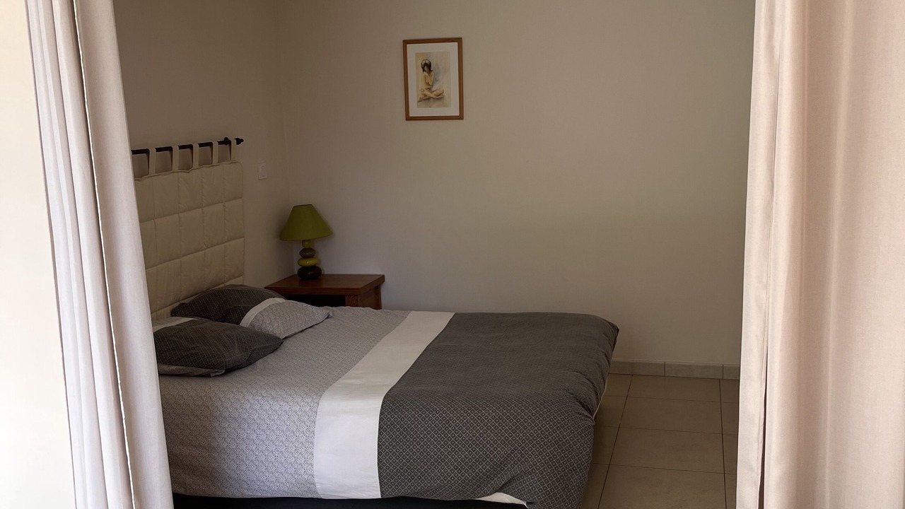 Photo of Bedroom in Camparan
