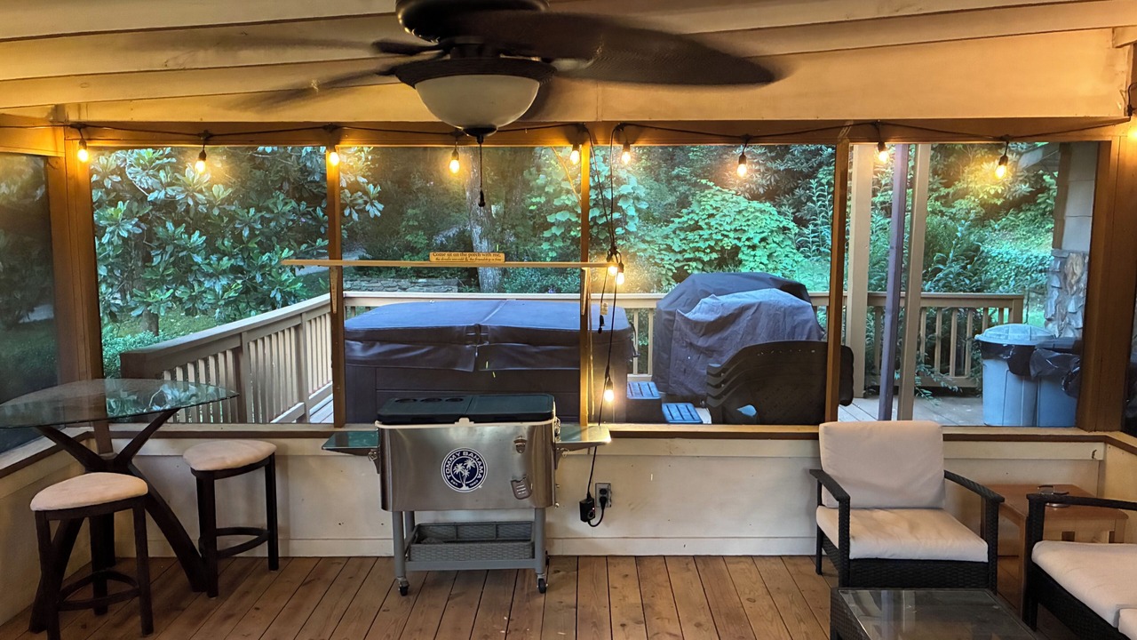 Photo of Patio Balcony in Almond