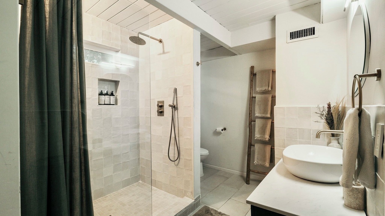 Photo of Bathroom in Running Springs