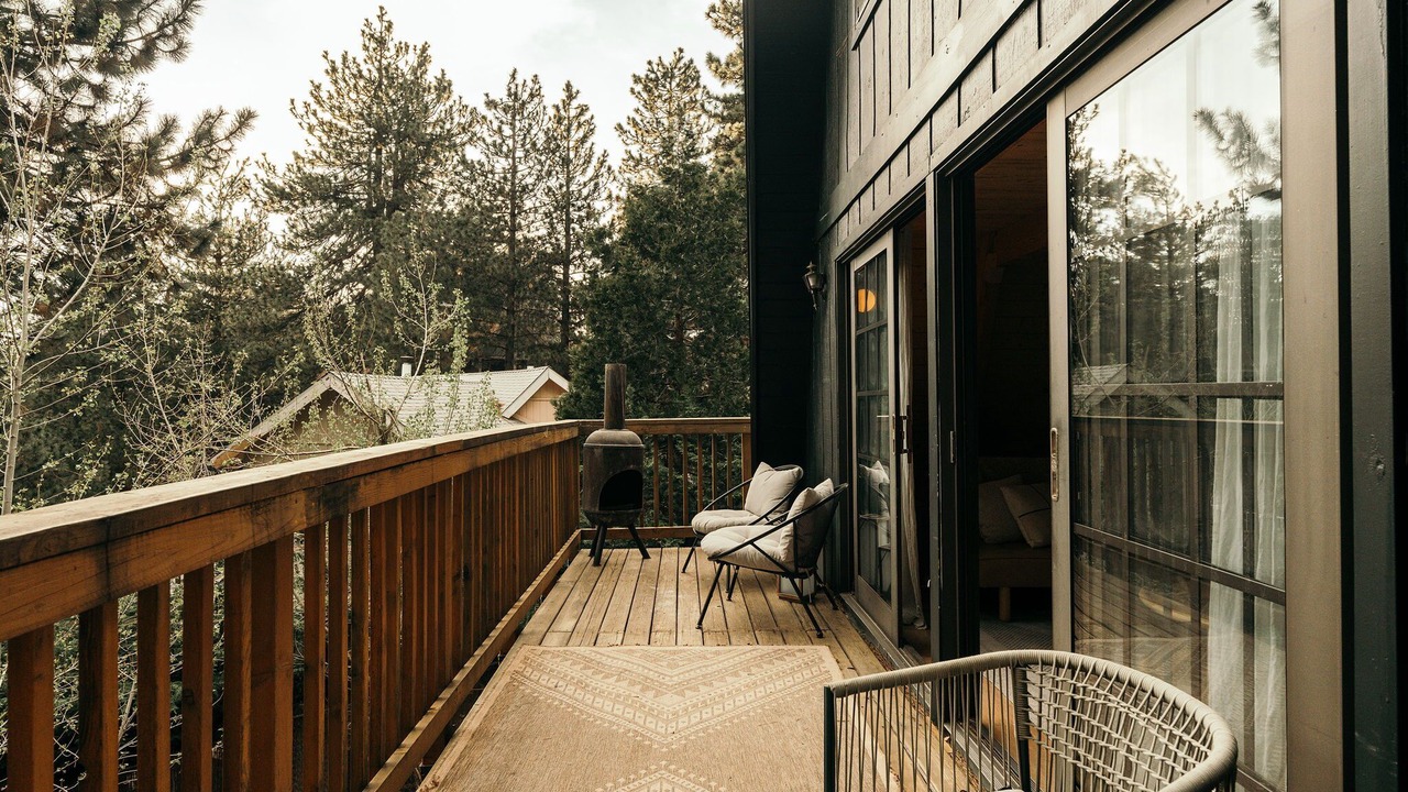Photo of Patio Balcony in Running Springs