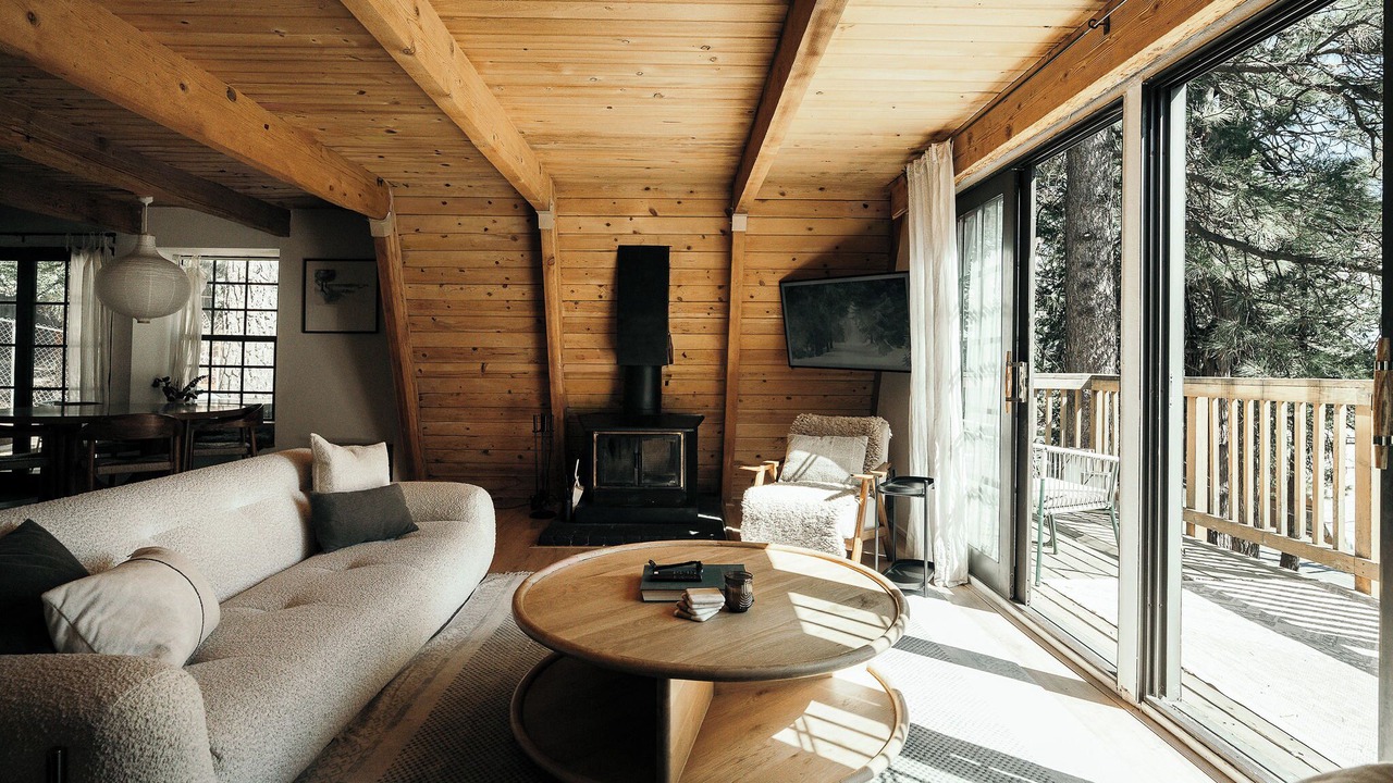 Photo of Livingroom in Running Springs
