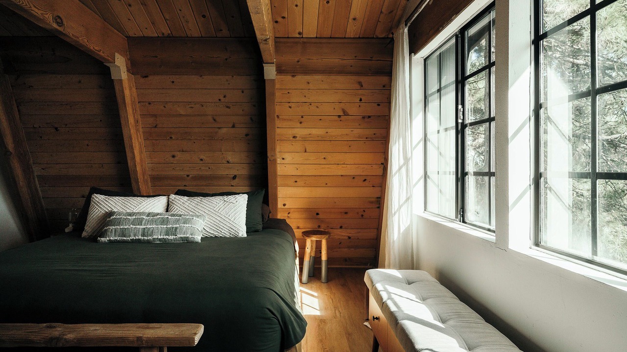 Photo of Bedroom in Running Springs