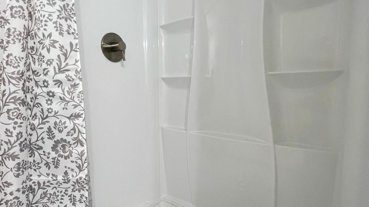 Photo of Bathroom in Oak Ridge