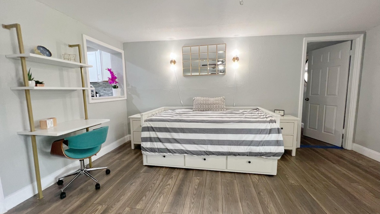 Photo of Others in Oak Ridge