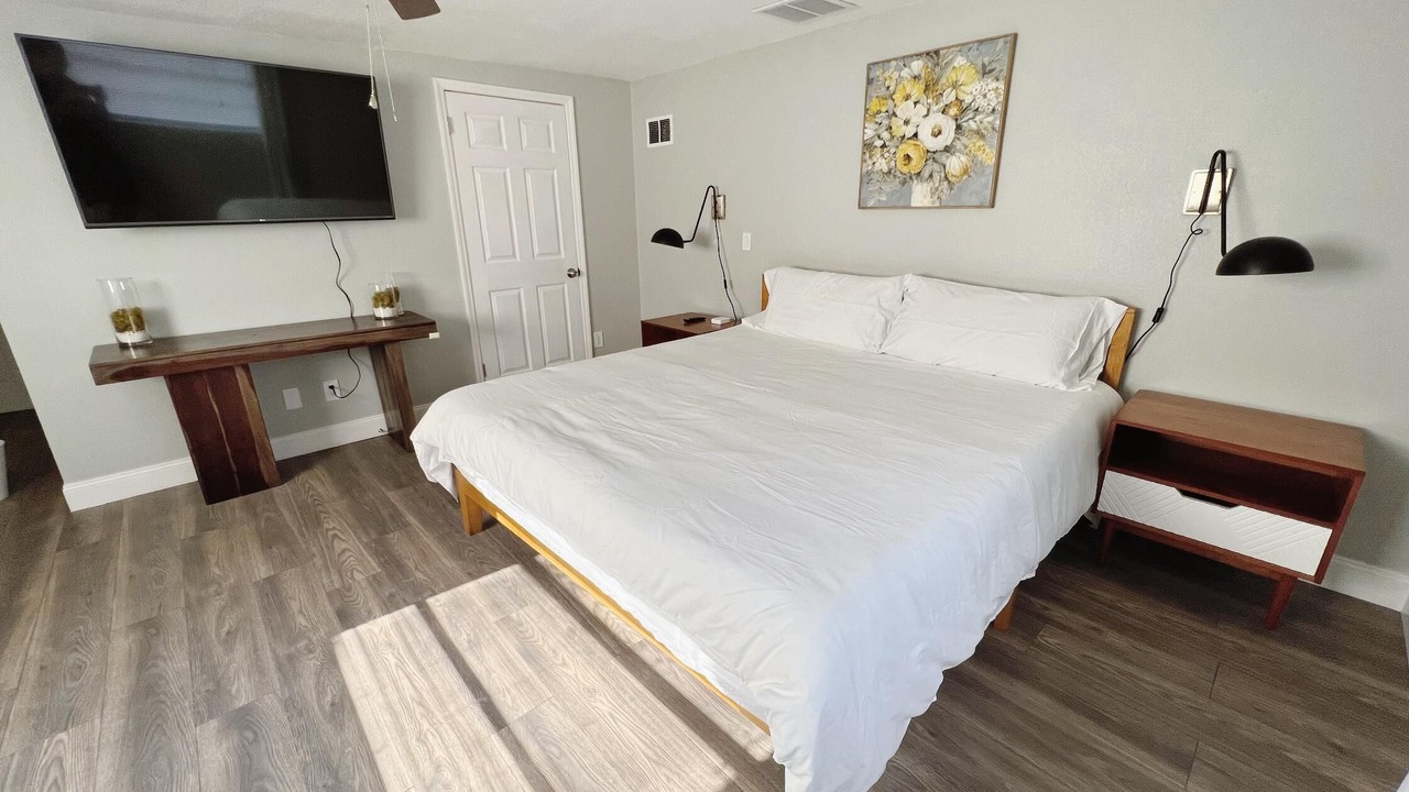 Photo of Others in Oak Ridge