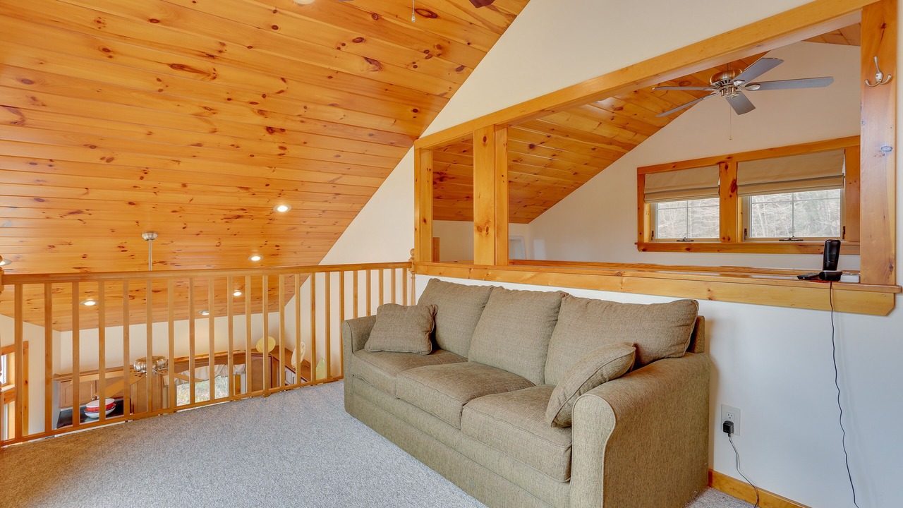 Photo of Livingroom in Hancock