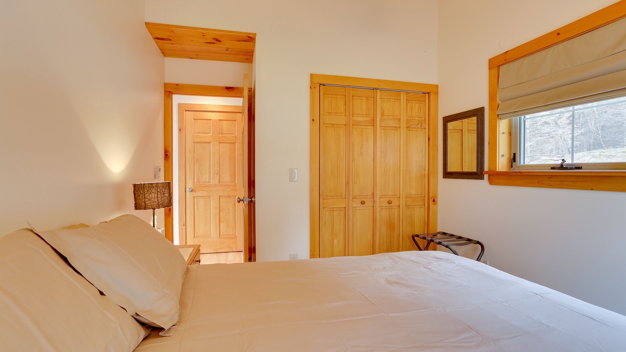 Photo of Bedroom in Hancock