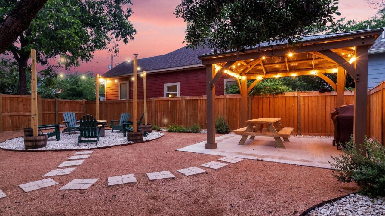 Photo of Outdoor in Five Points
