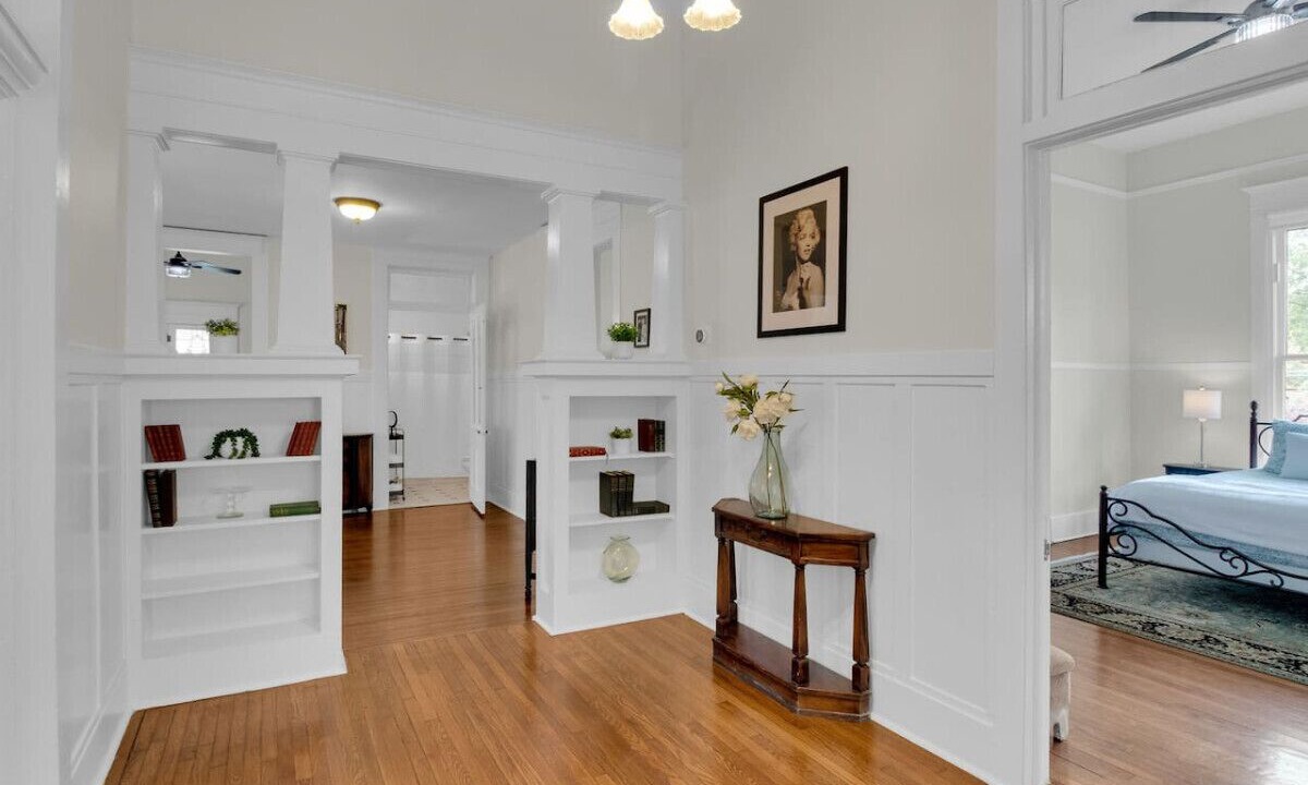 Photo of Bedroom in Five Points