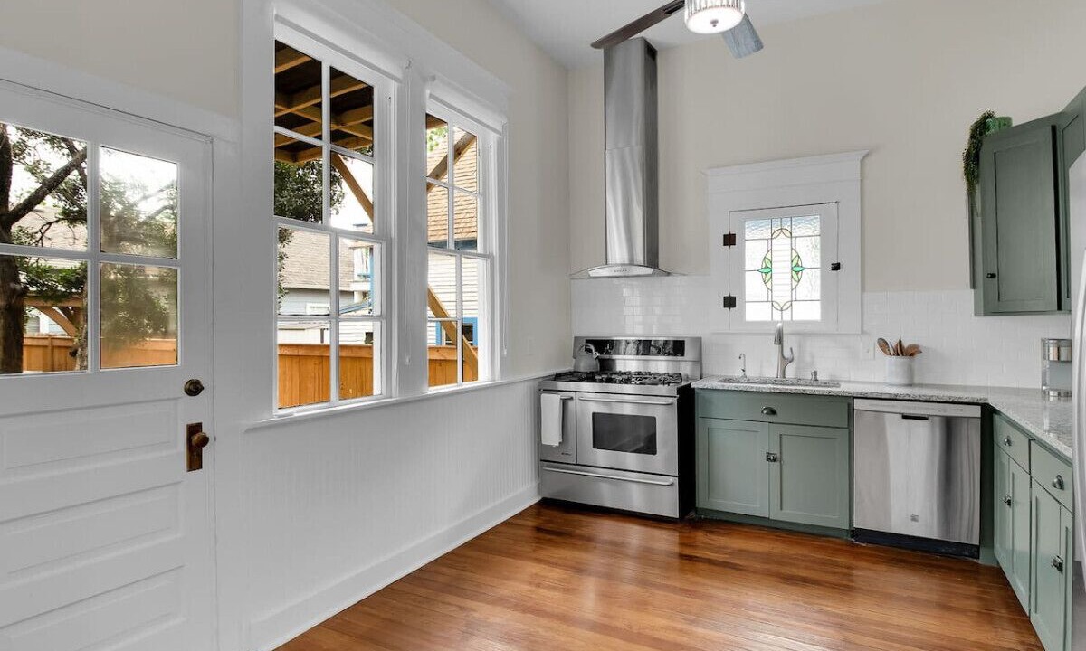 Photo of Kitchen in Five Points