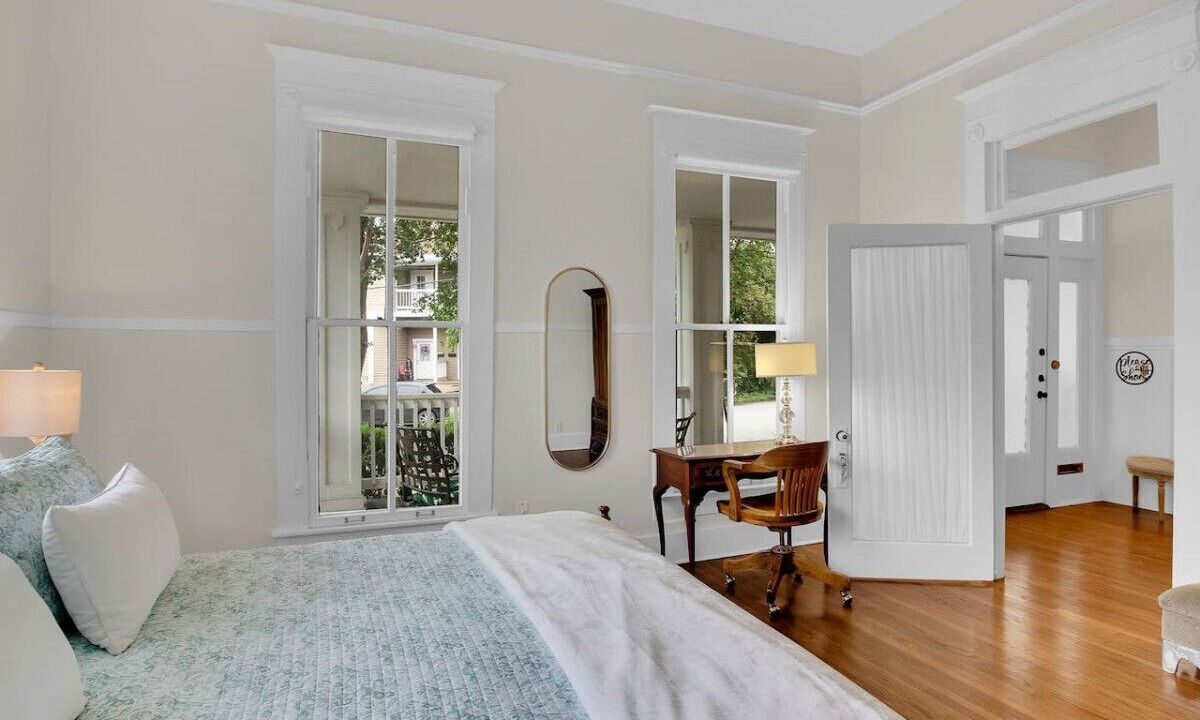 Photo of Bedroom in Five Points