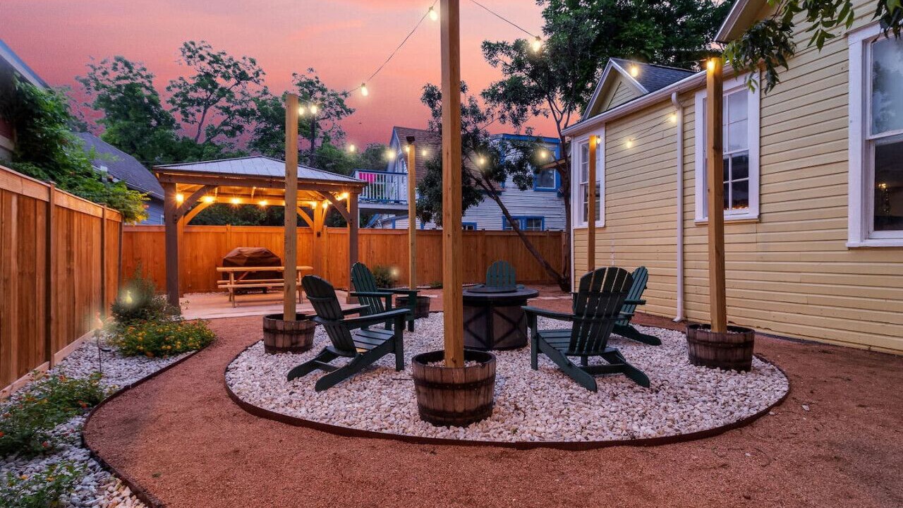 Photo of Outdoor in Five Points