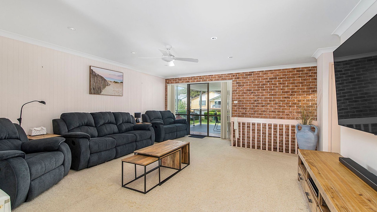 Photo of Livingroom in Dunbogan