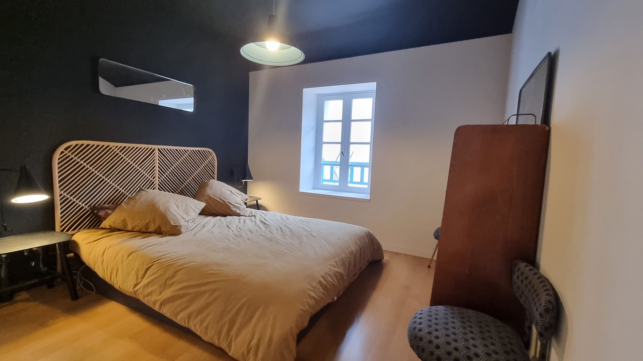 Photo of Bedroom in Esquieze-Sere