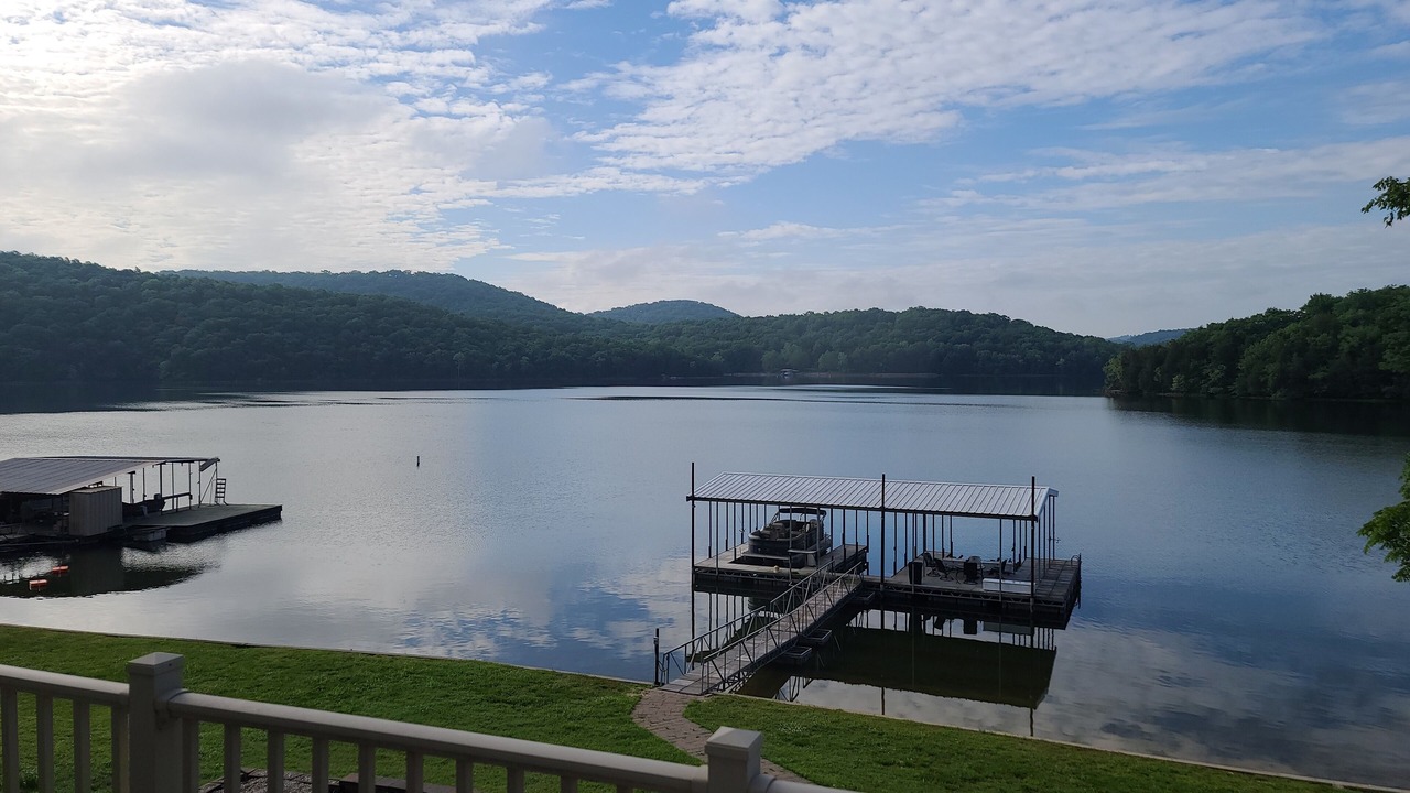 Photo of Outdoor in Roach