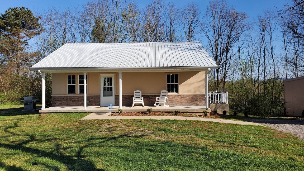 Photo of Outdoor in Byrdstown