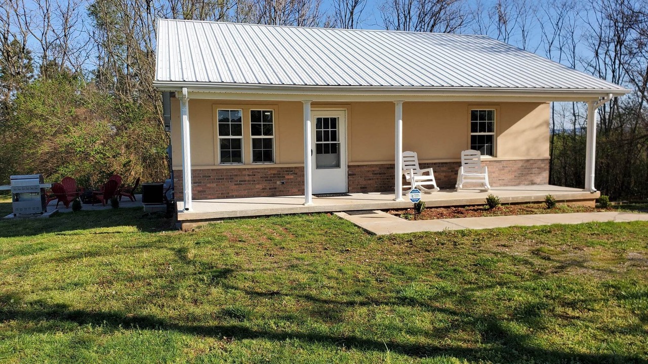 Photo of Outdoor in Byrdstown