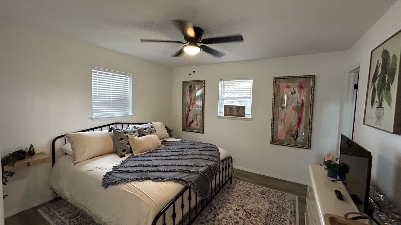 Photo of Bedroom in Weatherford