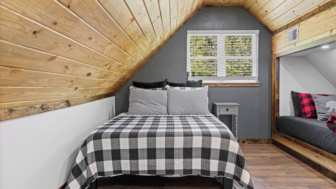 Photo of Bedroom in Pickens