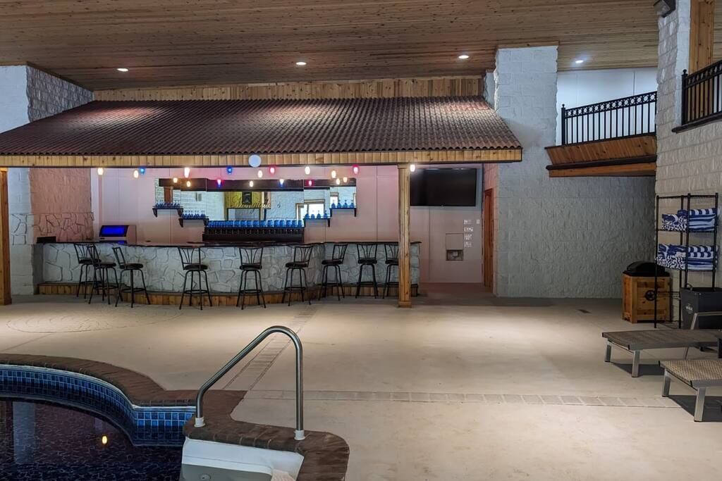 Photo of Others in Monticello