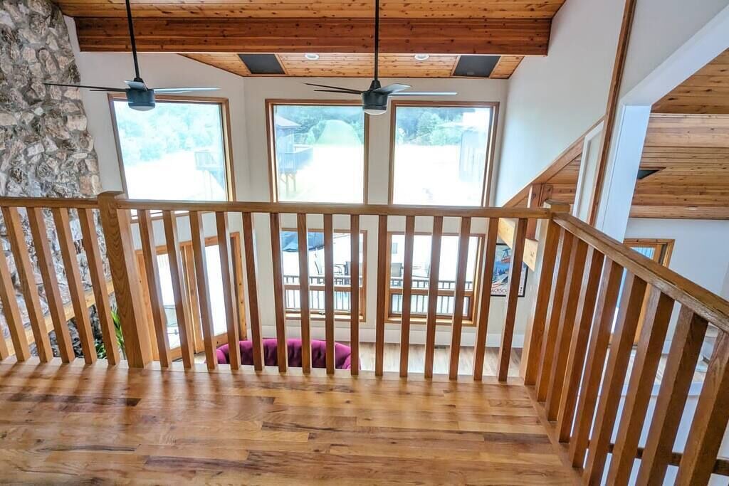 Photo of Others in Monticello