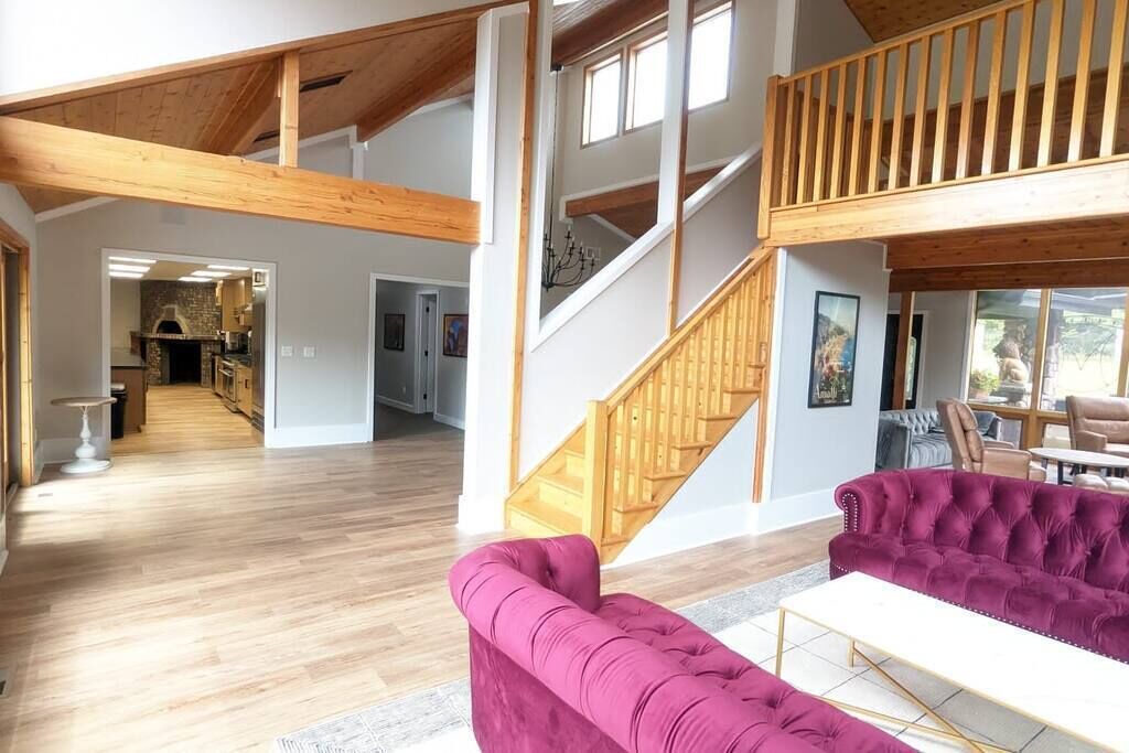 Photo of Others in Monticello