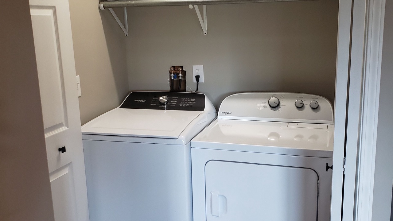 Photo of Others in Burdett