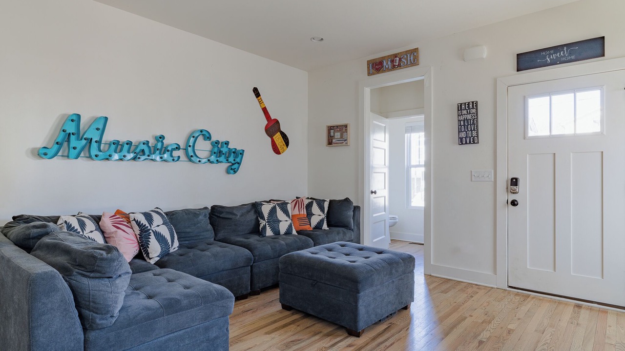 Photo of Livingroom in Nashville