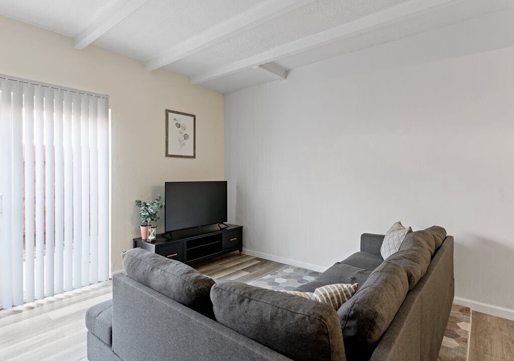 Photo of Livingroom in Airport Township