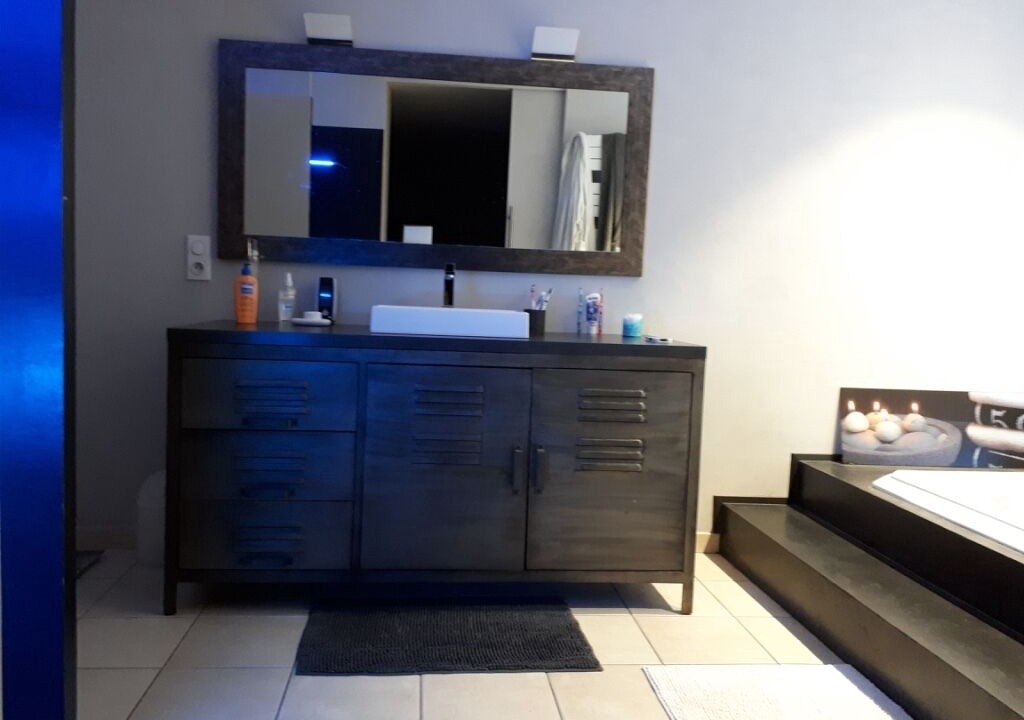 Photo of Bathroom in La Roche-sur-Yon