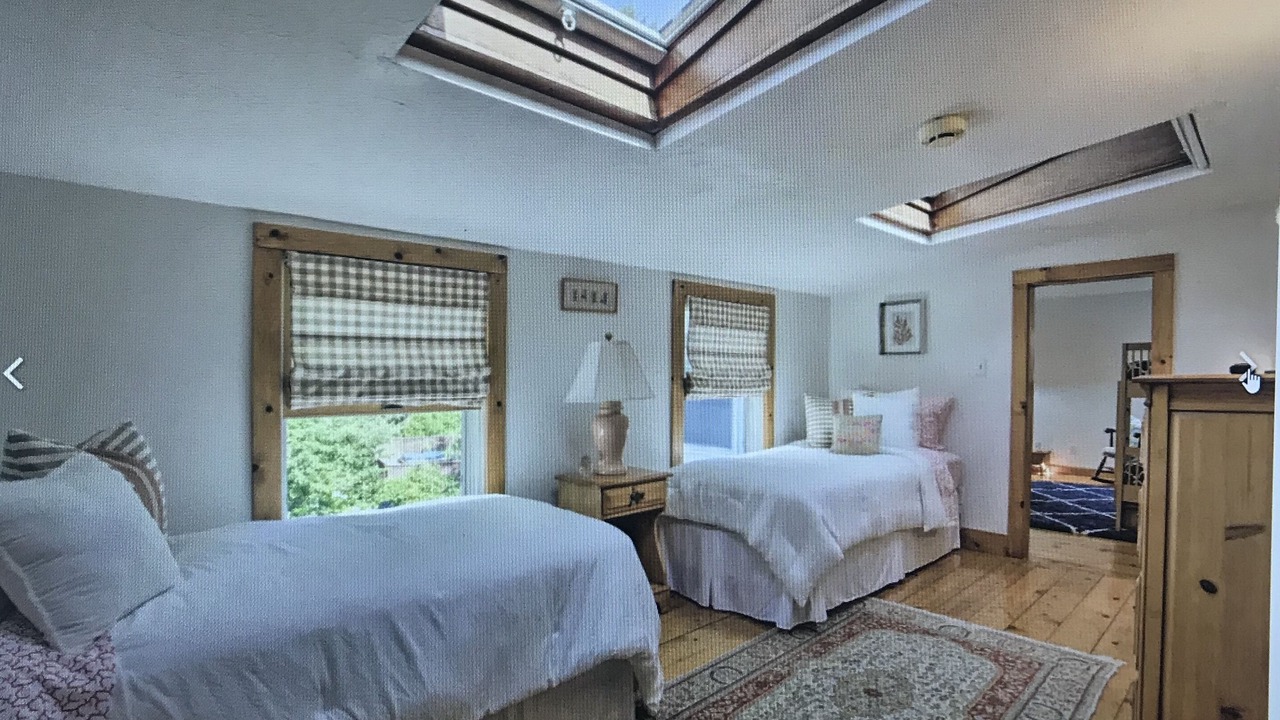 Photo of Bedroom in Centerville