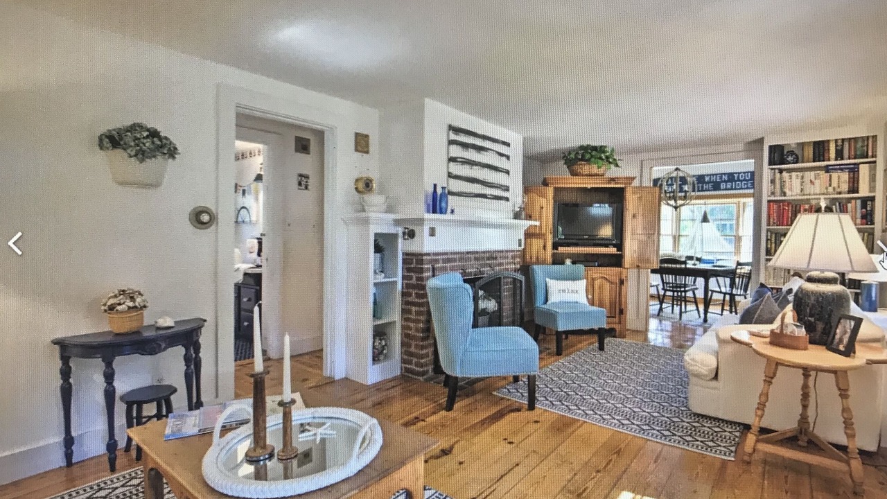 Photo of Livingroom in Centerville