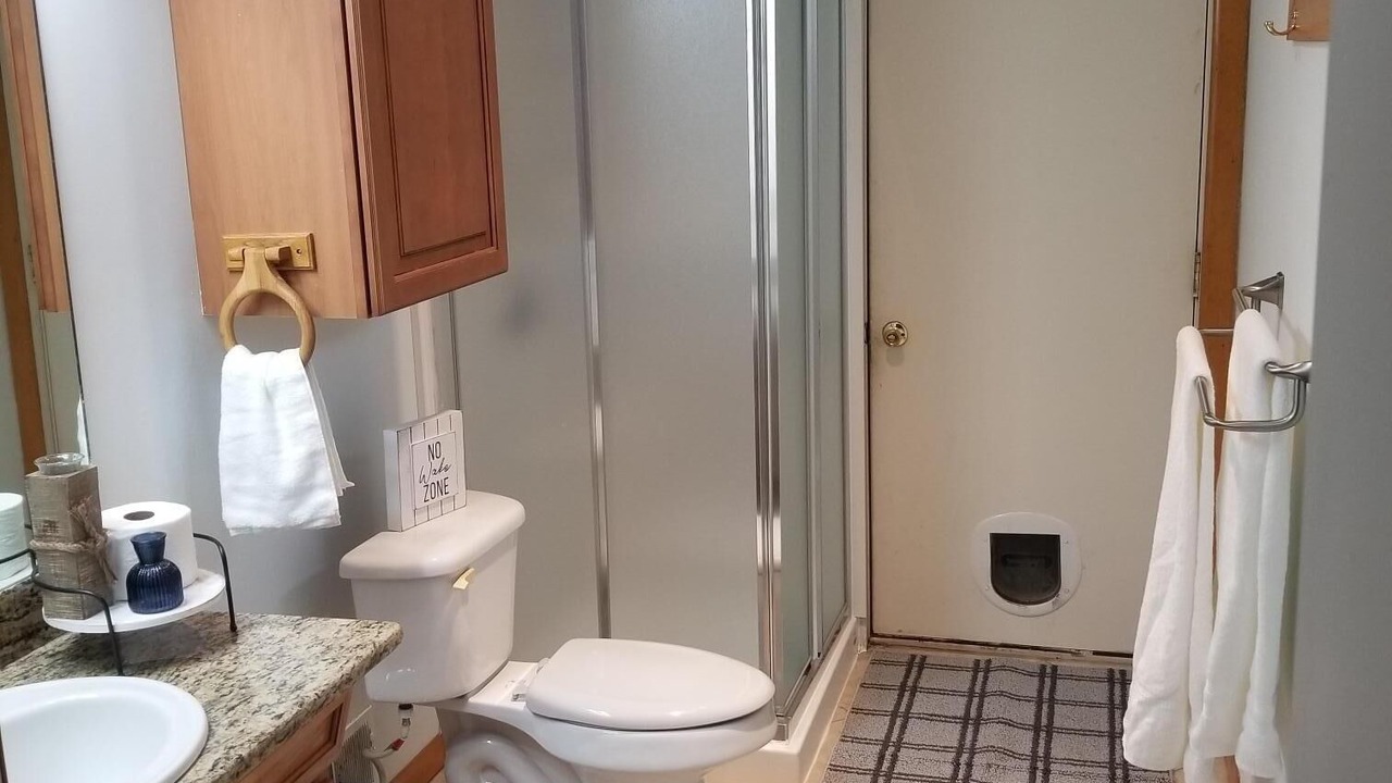 Photo of Bathroom in Canadian Lakes