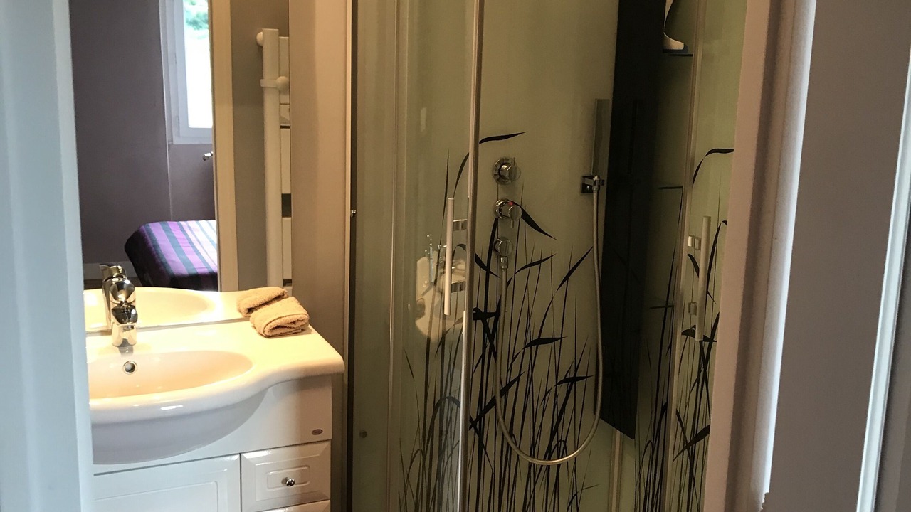 Photo of Bathroom in Nanteuil-en-Vallee