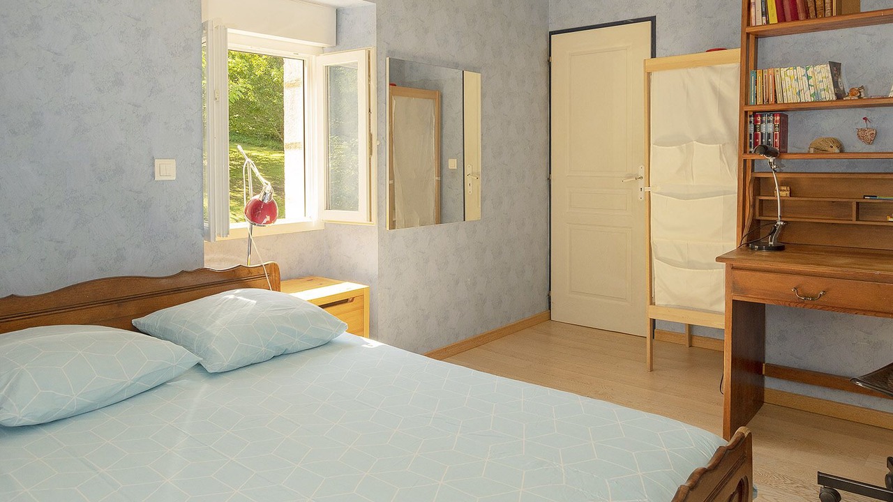 Photo of Bedroom in Neuvic