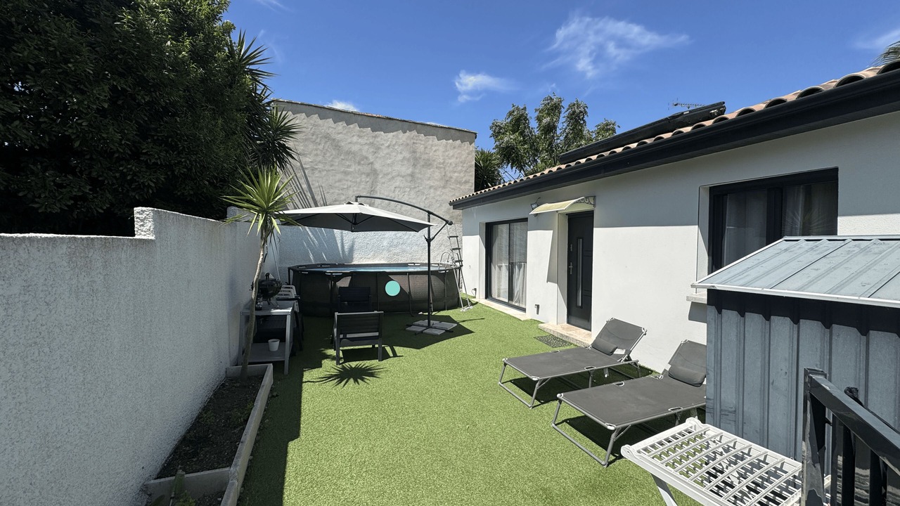 Photo of Patio Balcony in Bessan