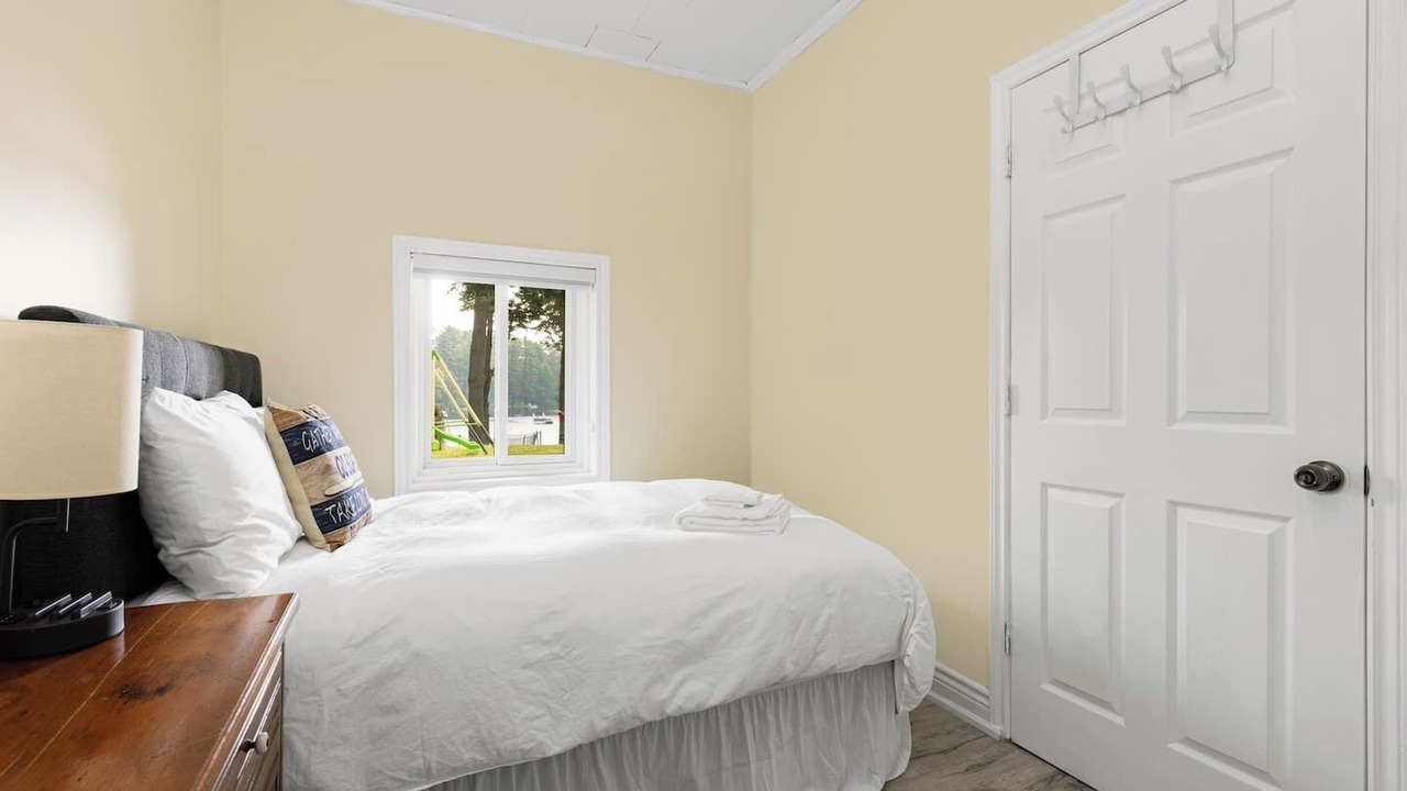 Photo of Bedroom in Bracebridge