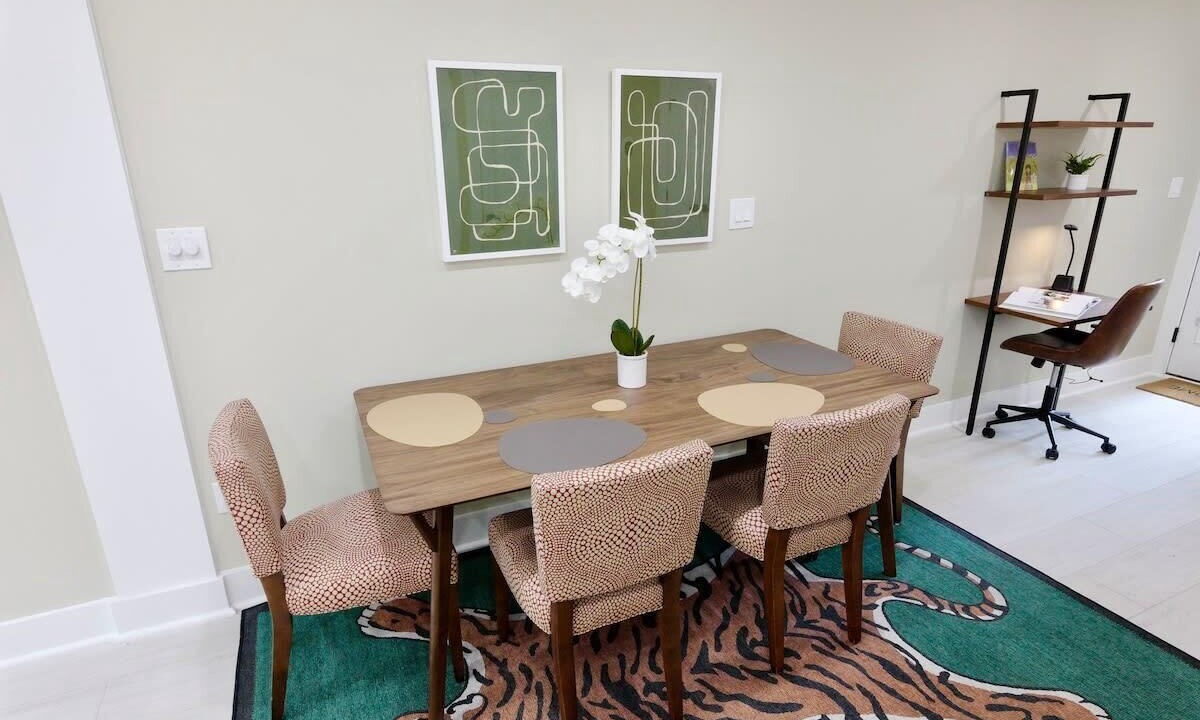 Photo of Others in Shaw