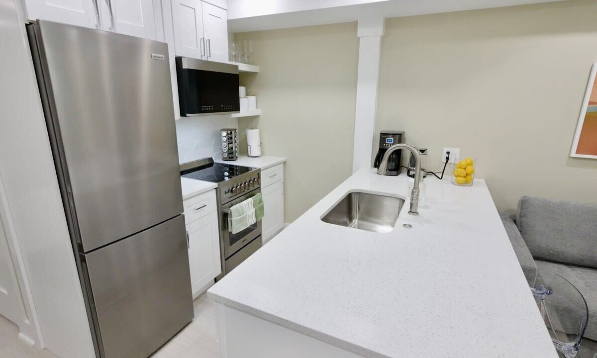 Photo of Others in Shaw