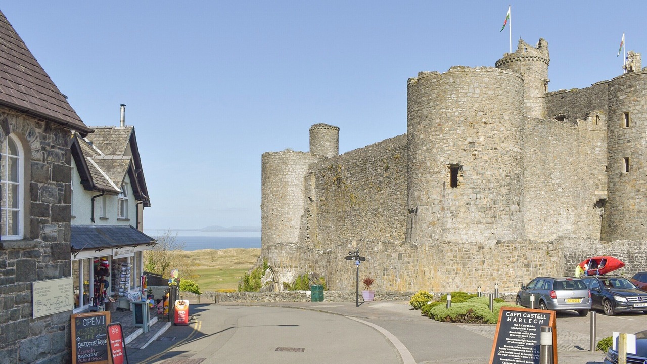 Photo of Others in Harlech